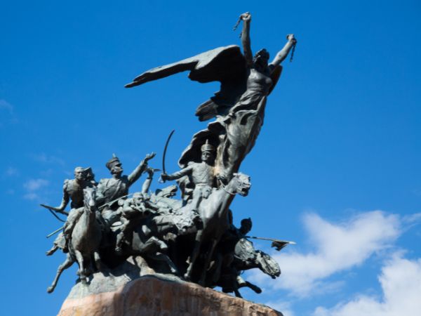 Unveil the History of Mendoza’s Cerro de la Gloria